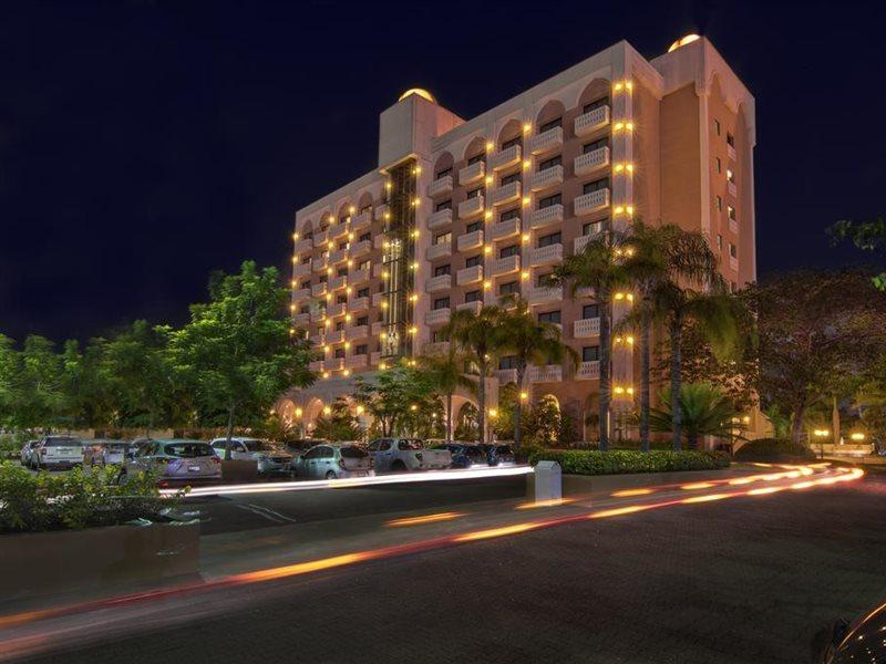 Hotel Lucerna Culiacán Buitenkant foto