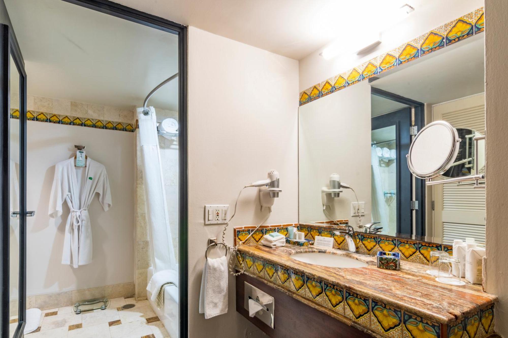 Hotel Lucerna Culiacán Buitenkant foto