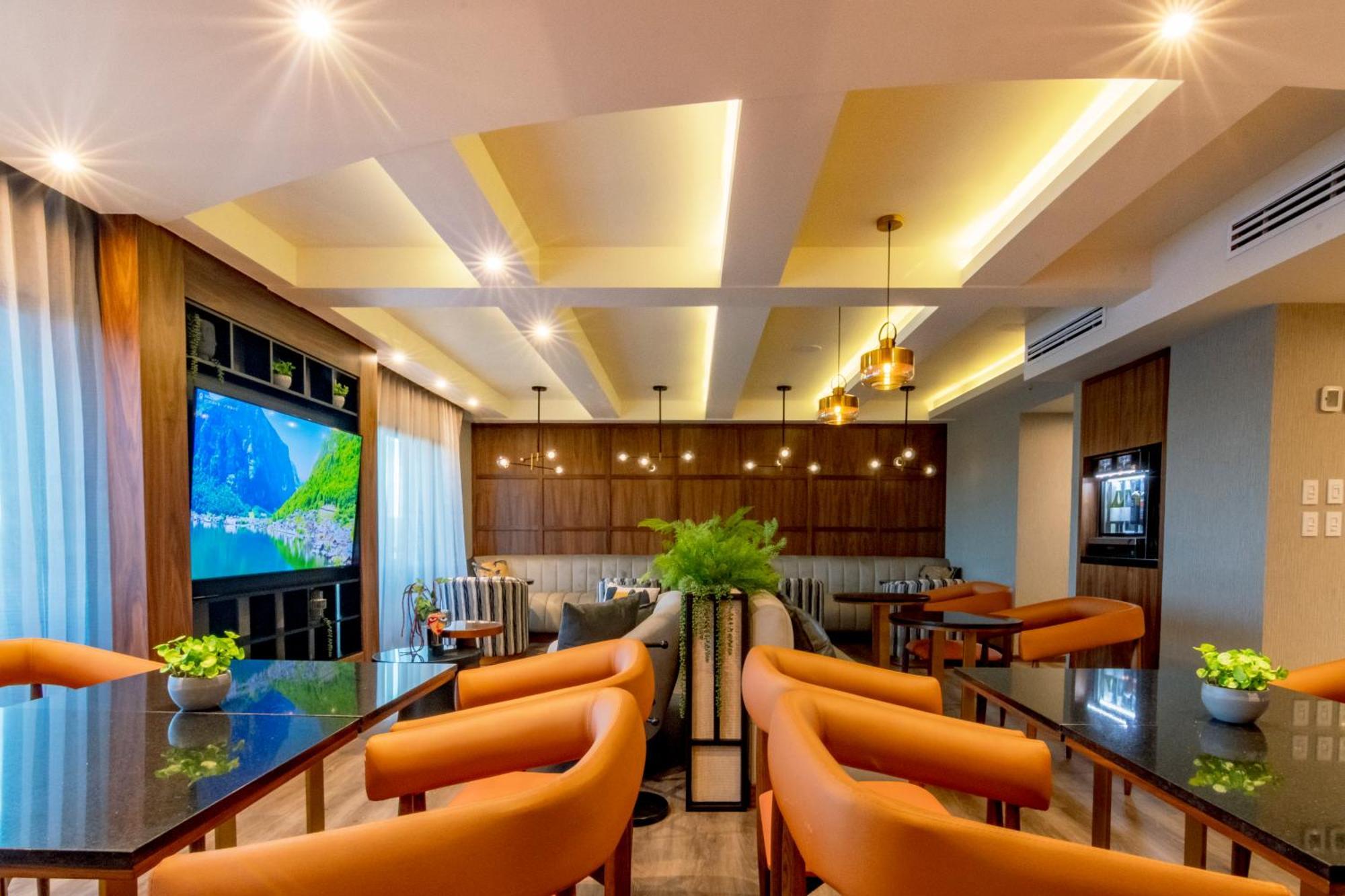 Hotel Lucerna Culiacán Buitenkant foto